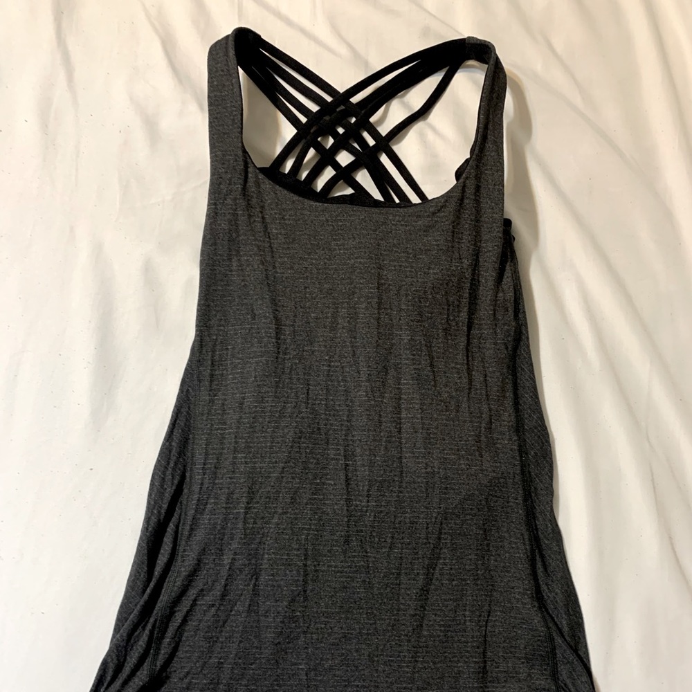 Lulu lemon tank